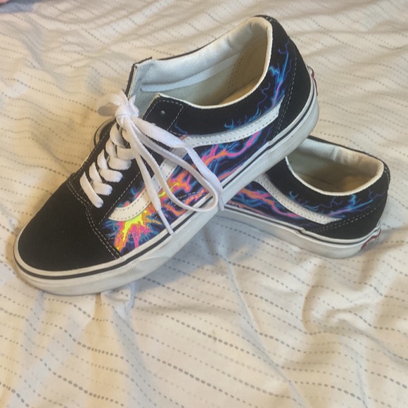 Lightning vans - Picture 2 of 3